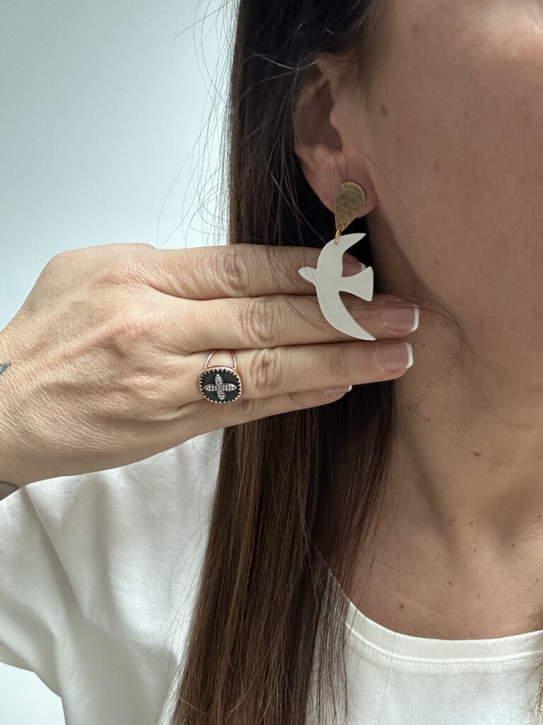 bijoux-femme-bohème-moderne-créateur-tendance-girly-artisan-féminin-pendentif-boucles d'oreilles-collier-bracelet
