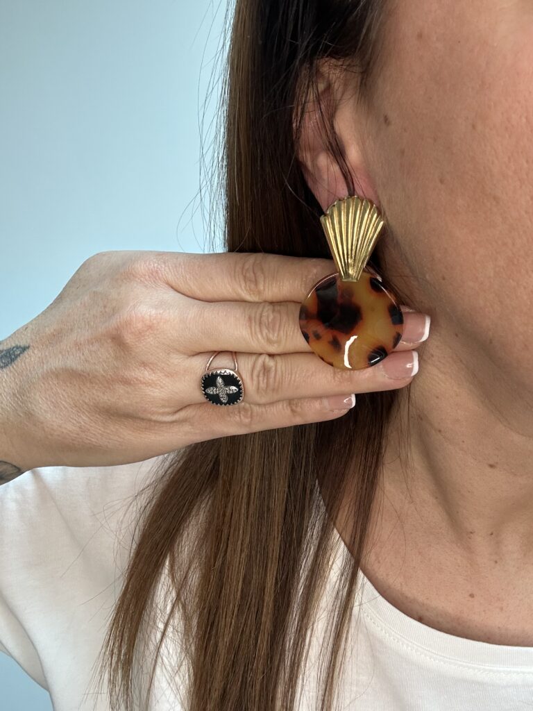 bijoux-femme-bohème-moderne-créateur-tendance-girly-artisan-féminin-pendentif-boucles d'oreilles-collier-bracelet