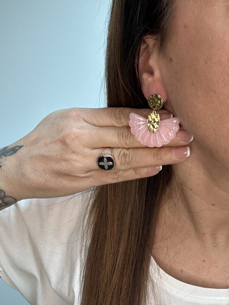 bijoux-femme-bohème-moderne-créateur-tendance-girly-artisan-féminin-pendentif-boucles d'oreilles-collier-bracelet