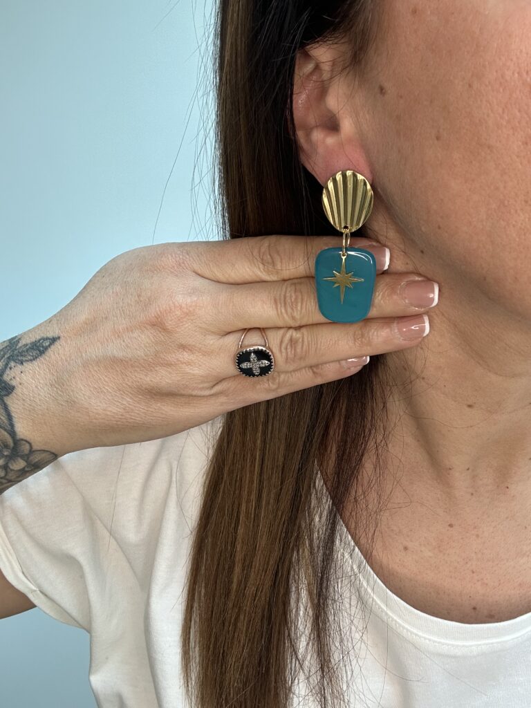 bijoux-femme-bohème-moderne-créateur-tendance-girly-artisan-féminin-pendentif-boucles d'oreilles-collier-bracelet