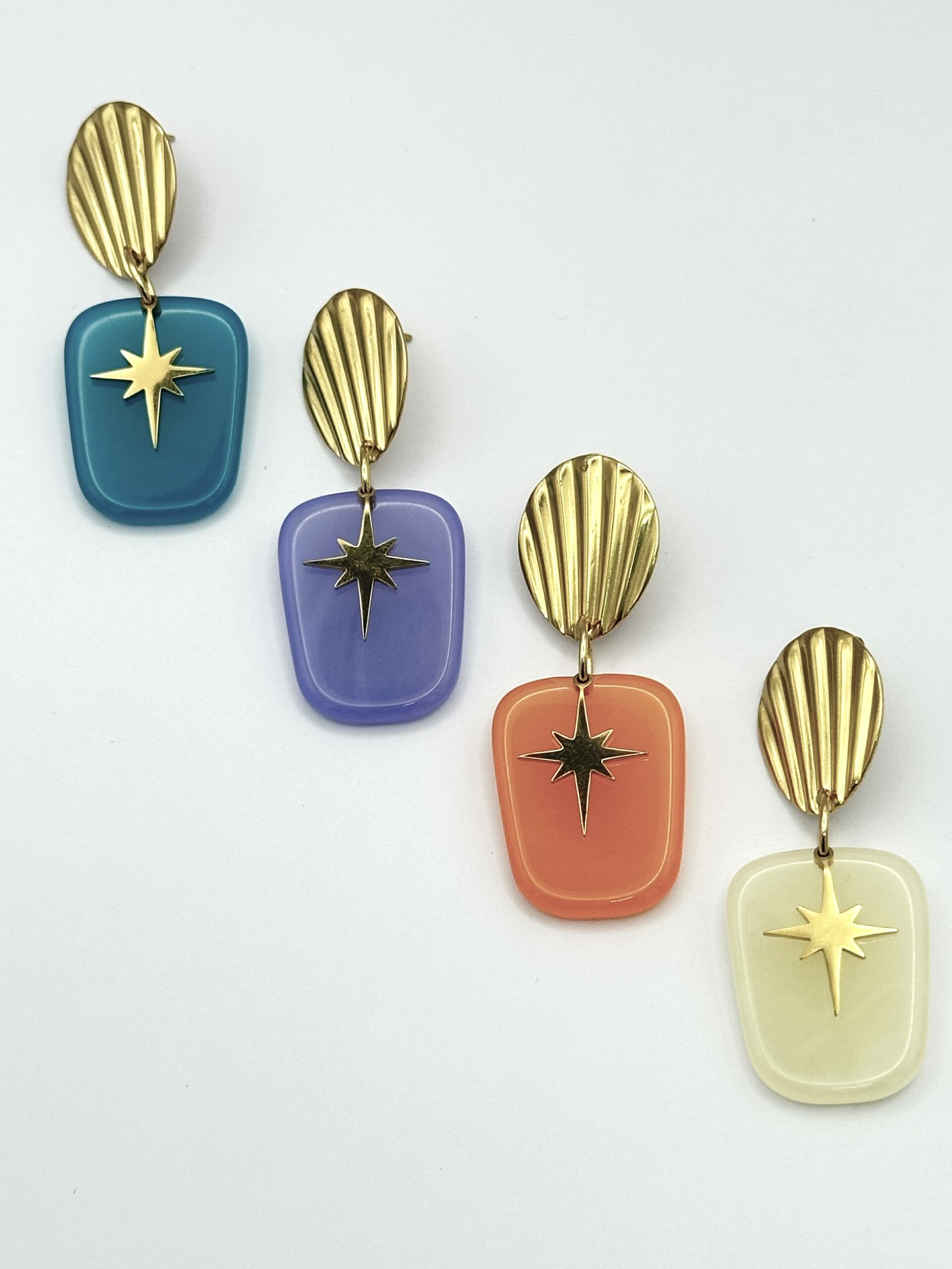 bijoux-femme-bohème-moderne-créateur-tendance-girly-artisan-féminin-pendentif-boucles d'oreilles-collier-bracelet