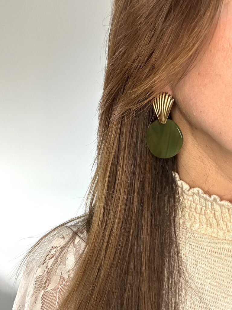 bijoux-femme-bohème-moderne-créateur-tendance-girly-artisan-féminin-pendentif-boucles d'oreilles-collier-bracelet