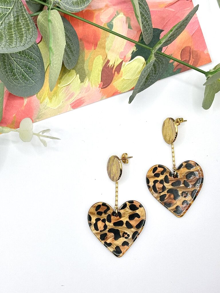bijoux-femme-bohème-moderne-créateur-tendance-girly-artisan-féminin-pendentif-boucles d'oreilles-collier-bracelet