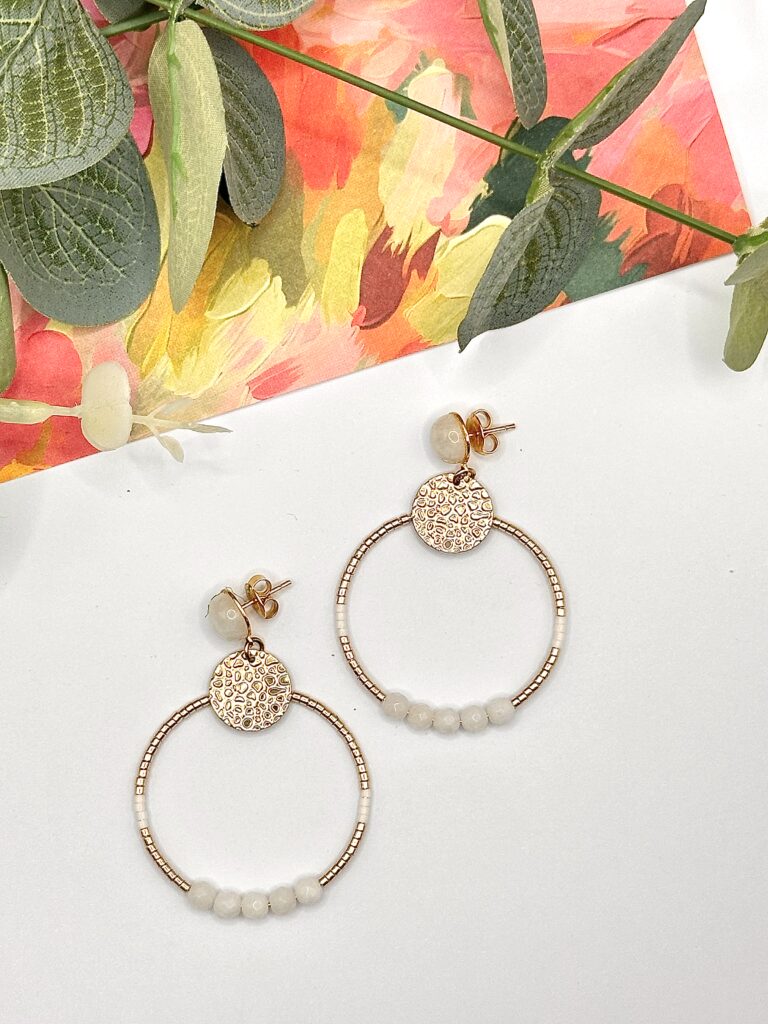 bijoux-femme-bohème-moderne-créateur-tendance-girly-artisan-féminin-pendentif-boucles d'oreilles-collier-bracelet