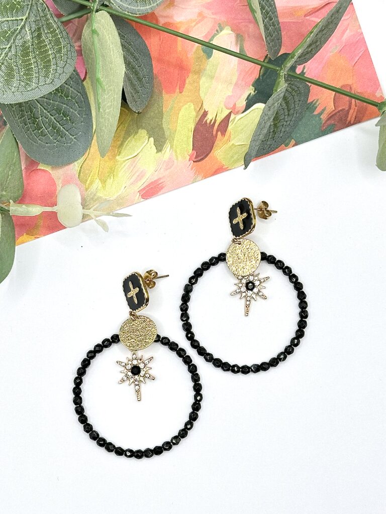 bijoux-femme-bohème-moderne-créateur-tendance-girly-artisan-féminin-pendentif-boucles d'oreilles-collier-bracelet
