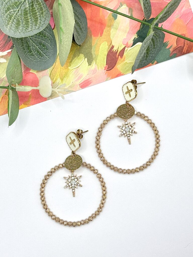 bijoux-femme-bohème-moderne-créateur-tendance-girly-artisan-féminin-pendentif-boucles d'oreilles-collier-bracelet