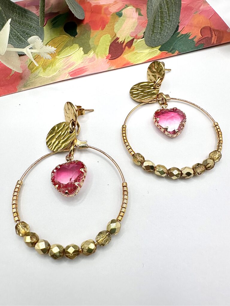 bijoux-femme-bohème-moderne-créateur-tendance-girly-artisan-féminin-pendentif-boucles d'oreilles-collier-bracelet