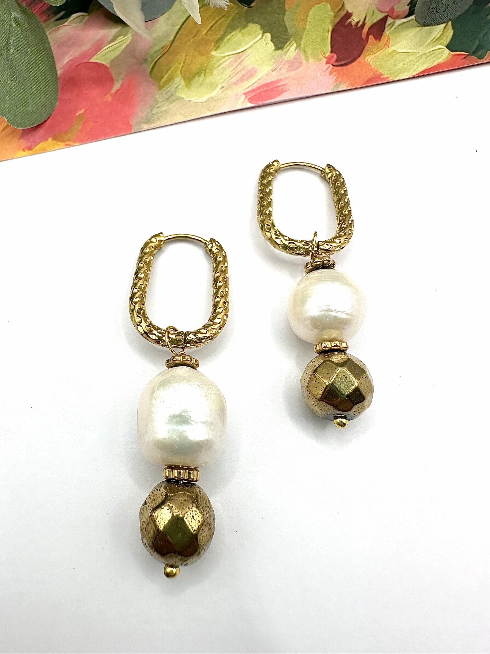 bijoux-femme-bohème-moderne-créateur-tendance-girly-artisan-féminin-pendentif-boucles d'oreilles-collier-bracelet