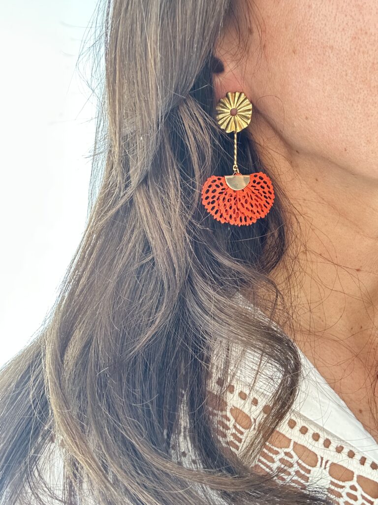 bijoux-femme-bohème-moderne-créateur-tendance-girly-artisan-féminin-pendentif-boucles d'oreilles-collier-bracelet