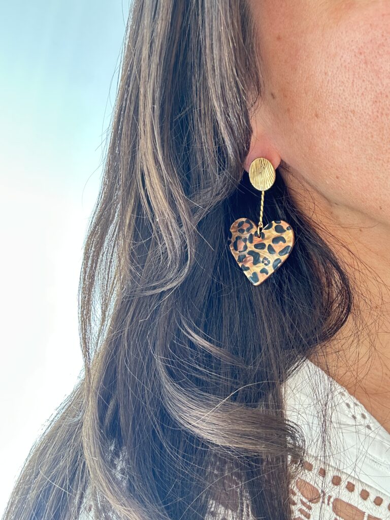 bijoux-femme-bohème-moderne-créateur-tendance-girly-artisan-féminin-pendentif-boucles d'oreilles-collier-bracelet