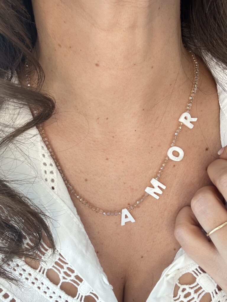 bijoux-femme-bohème-moderne-créateur-tendance-girly-artisan-féminin-pendentif-boucles d'oreilles-collier-bracelet