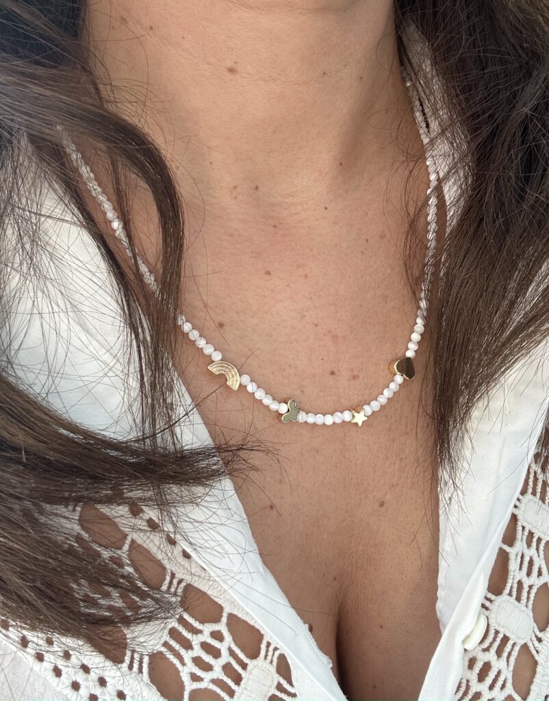 bijoux-femme-bohème-moderne-créateur-tendance-girly-artisan-féminin-pendentif-boucles d'oreilles-collier-bracelet