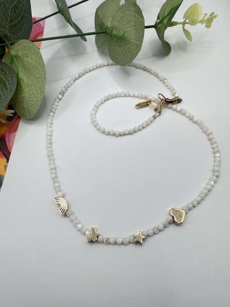 bijoux-femme-bohème-moderne-créateur-tendance-girly-artisan-féminin-pendentif-boucles d'oreilles-collier-bracelet