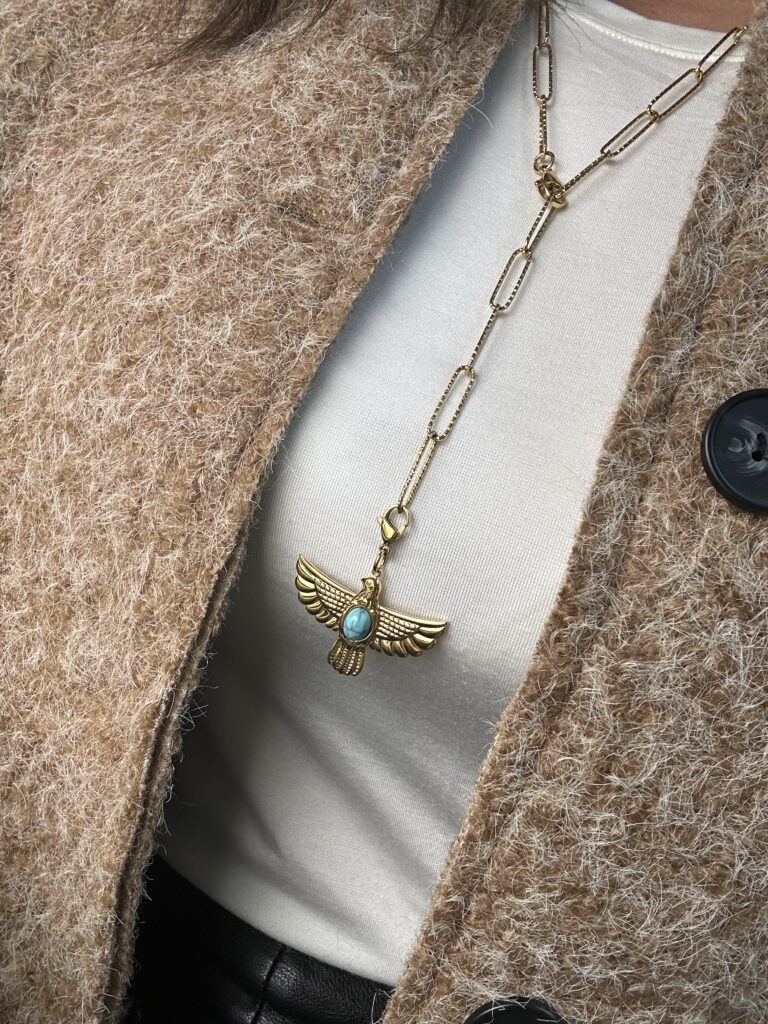 bijoux-femme-bohème-moderne-créateur-tendance-girly-artisan-féminin-pendentif-boucles d'oreilles-collier-bracelet