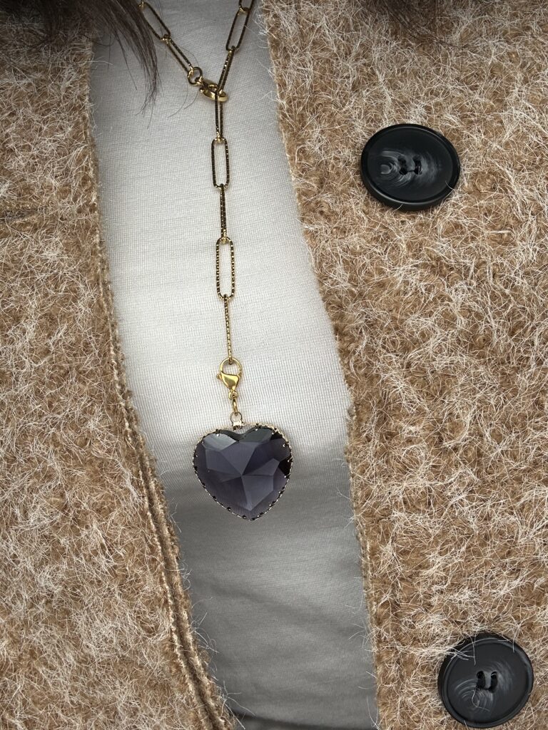 bijoux-femme-bohème-moderne-créateur-tendance-girly-artisan-féminin-pendentif-boucles d'oreilles-collier-bracelet